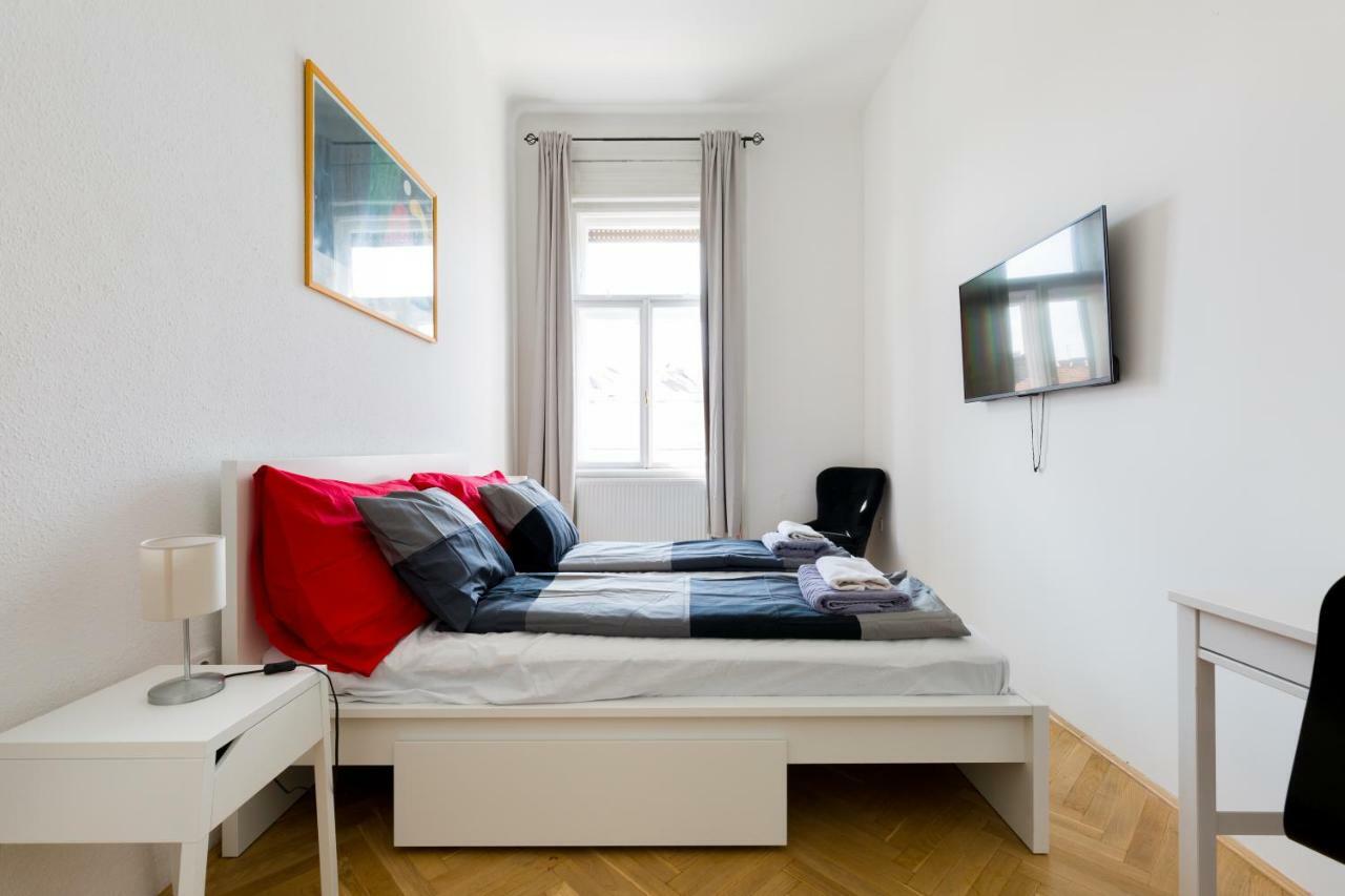 Best Vacation Apartment In Boedapest Buitenkant foto